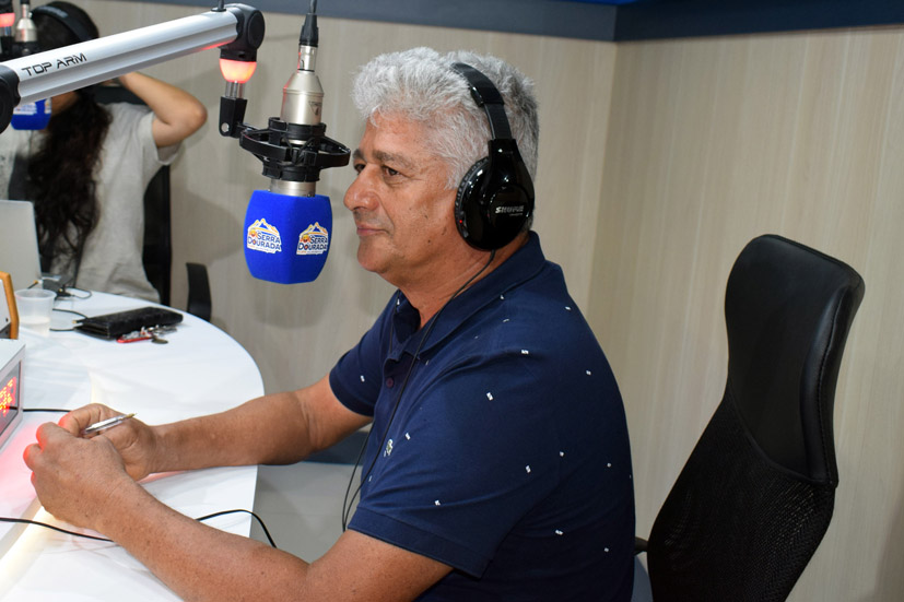 Judelson Queiroz participa do programa Doze em Ponto da Serra Dourada FM